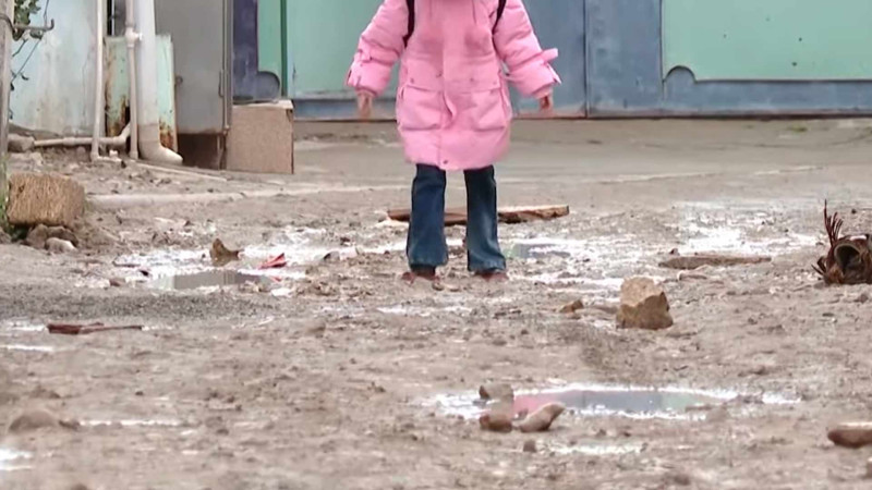 Qaradağda küçələr palçıq içindədir