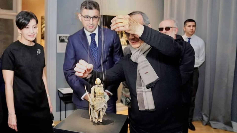 Bakı Fotoqrafiya Evində marionet kuklalarına həsr olunmuş sərgi açılıb