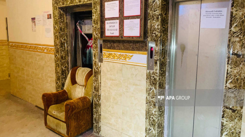 Bakıda içərisində 7 nəfər olan lift qırılıb