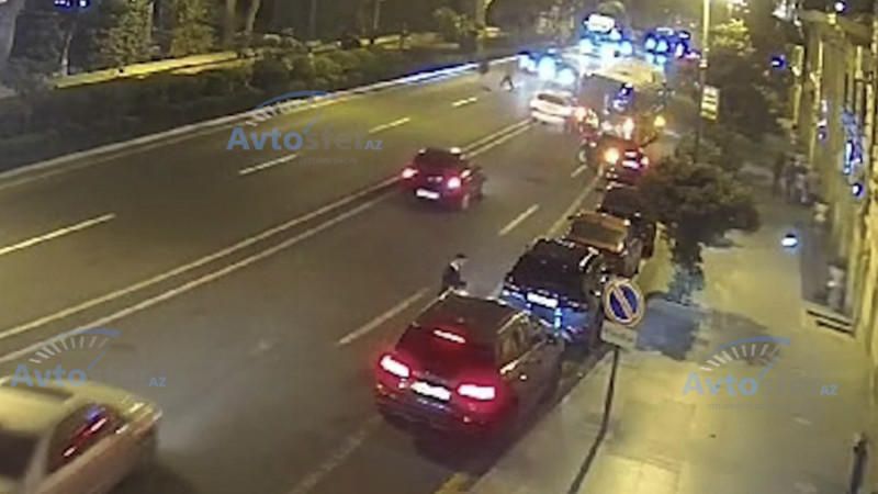 “İçərişəhər”in qarşısında maşın adam vurub – VİDEO
