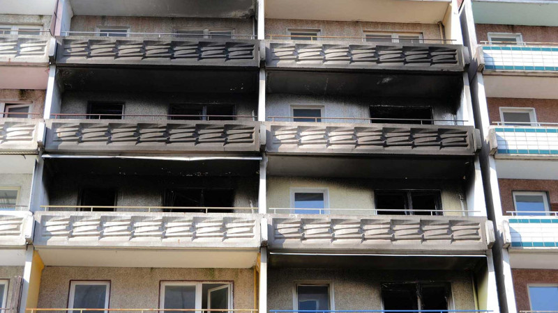 Xətai rayonunda doqquzmərtəbəli binada yanğın olub