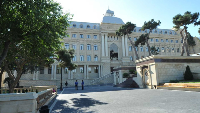 6 nömrəli məktəb-lisey barədə yayılan xəbərlərlə bağlı açıqlama