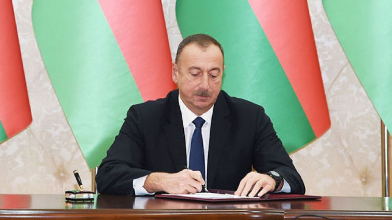 Bakıdakı məhkəmələrə yeni təyinat olub