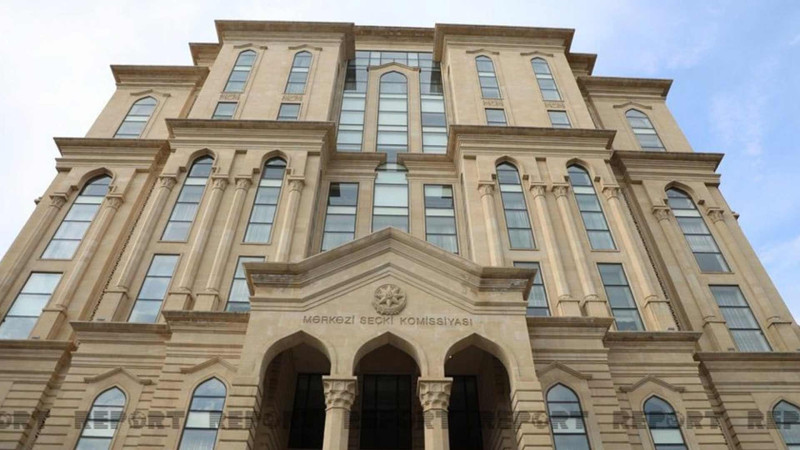 Zahid Oruc və Razi Nurullayevin prezidentliyə namizədlikləri qeydə alınıb