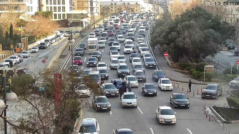 “Cavanşir” körpüsündə iki avtomobil toqquşub