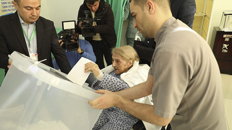 102 yaşlı dünya müharibəsi veteranı səs verib