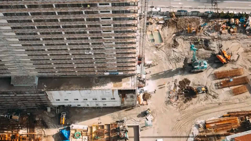 Tikinti zamanı digər mülklərə dəymiş zərəri sahibkar ödəməlidir?Ekspert məsələyə aydınlıq gətirib
