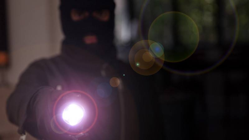 Türkanda evdən məişət əşyaları oğurlanıb