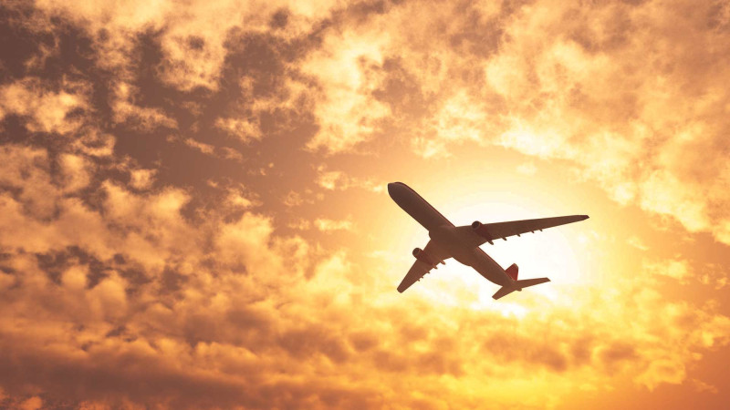 Bakıdan uçan sərnişin Moskvada aeroportda vəfat edib