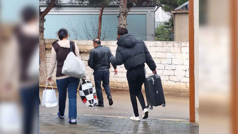 Dayə işləmək üçün Bakıya gələn qadın ölkəsinə geri qayıtdı