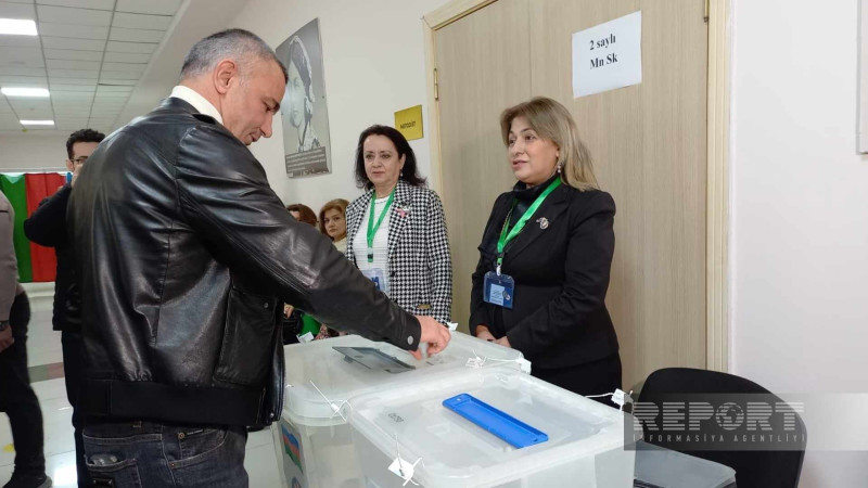 “Qarabağ”ın baş məşqçisi Yasamalda səs verib