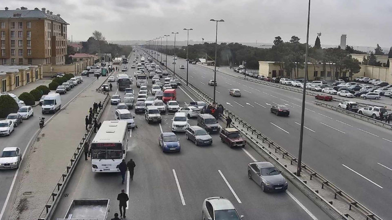 Mərdəkən şosesində avtoqəza baş verib