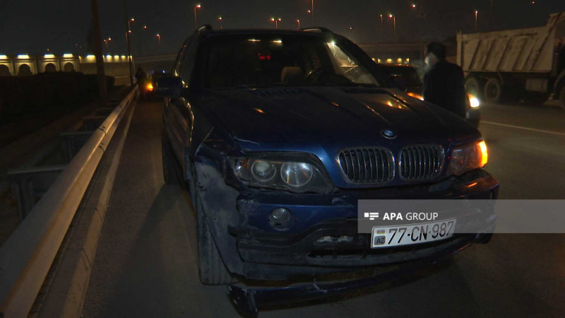 Aeroport yolunda 3 avtomobil toqquşub