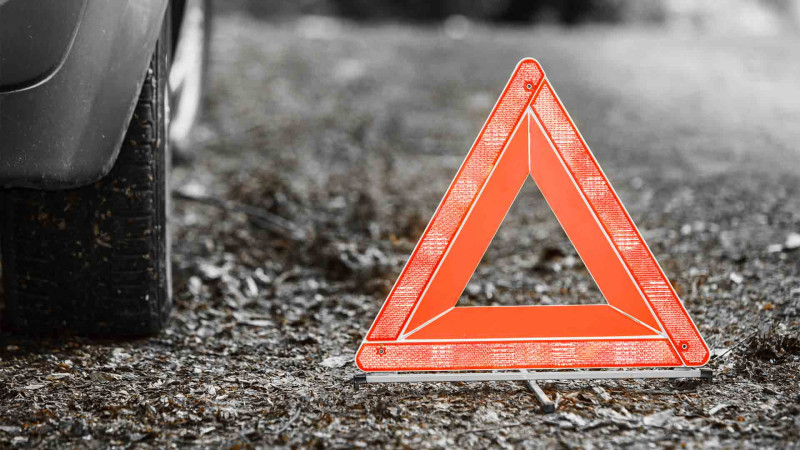 Xəzər: Binə qəsəbəsində polis əməkdaşını avtomobil vurub