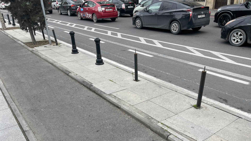 Bülbül prospektində niyə iki paralel velosiped zolağı salınıb?