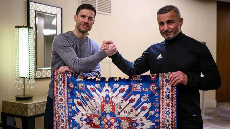 Qurban Qurbanov və Xabi Alonso Bakıda görüşüblər