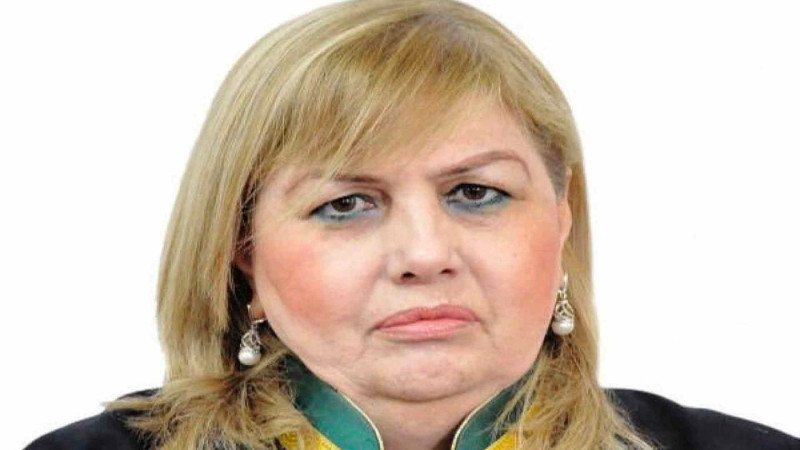 Məşhur vəkilin məhkəməsinin növbəti iclası keçirilib