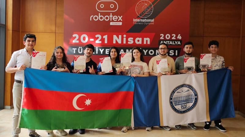Bakı Dövlət Universitetinin tələbələri robot yarışmasında qalib olublar