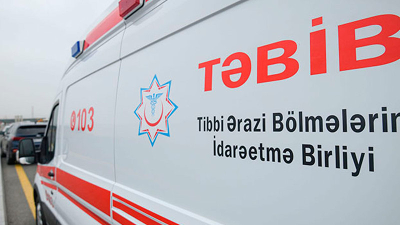 Küləyə görə 4 nəfər təcili tibbi yardıma müraciət edib