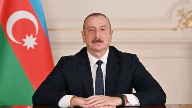 2 ölkənin başçıları Çingiz Aytmatovun abidəsinin açılışında iştirak edirlər