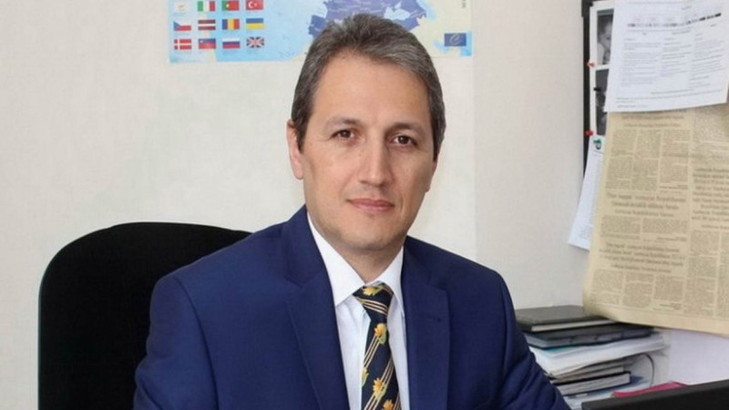 Ələsgər Məmmədli vəsatətini geri götürüb