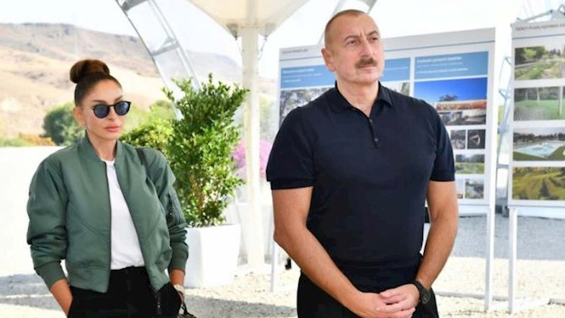 “Crescent Mall”un açılışında Prezident iştirak edib