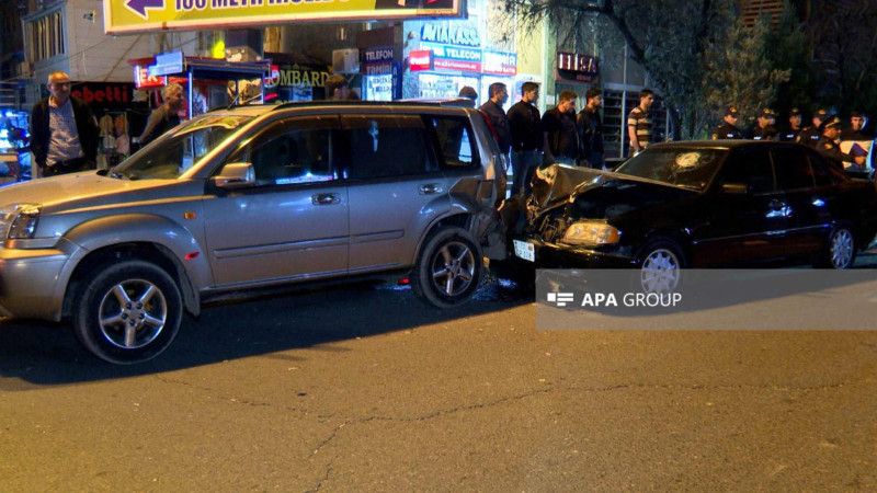 Nəsimidə “Mercedes” və “Nissan” toqquşub