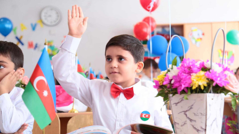 I sinfə qəbulla bağlı müraciətlərin sayı nə qədərdir?