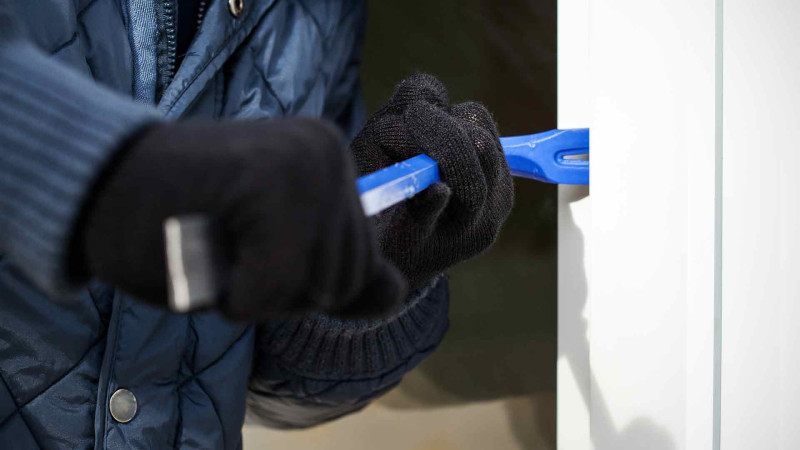 Hövsanda bir nəfərə qarşı soyğunçuluq edilib