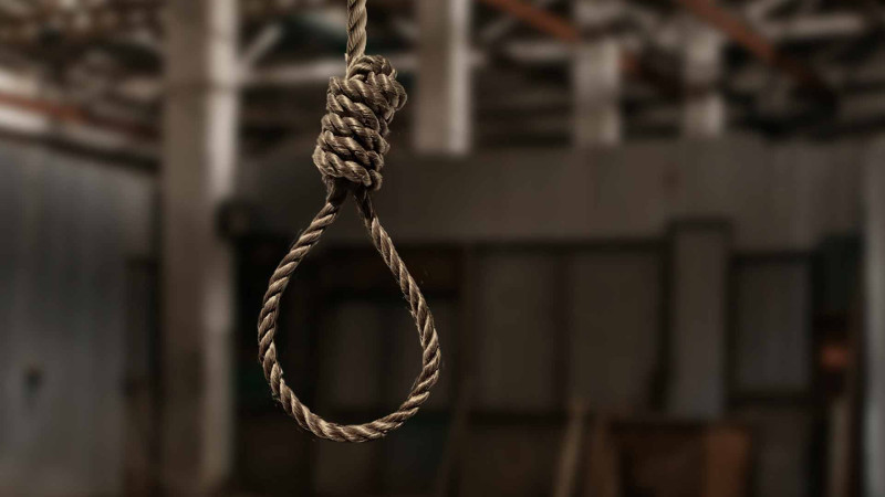 Binəqədidə 38 yaşlı kişi özünü ağacdan asıb