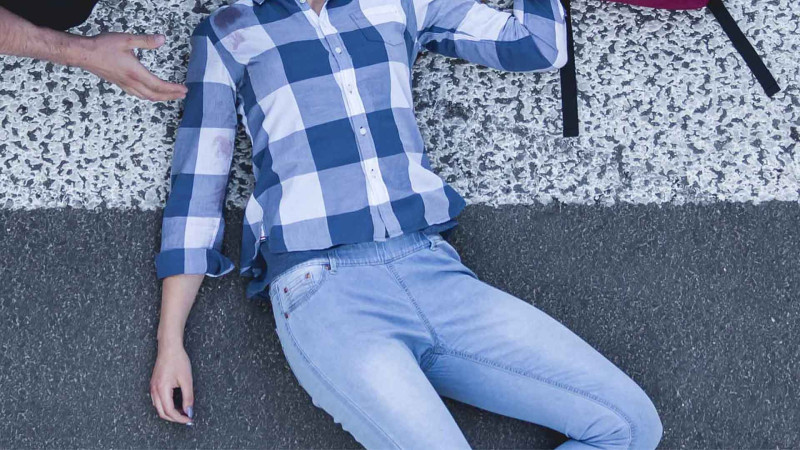 Nizami rayonunda qadın qəzaya uğrayıb