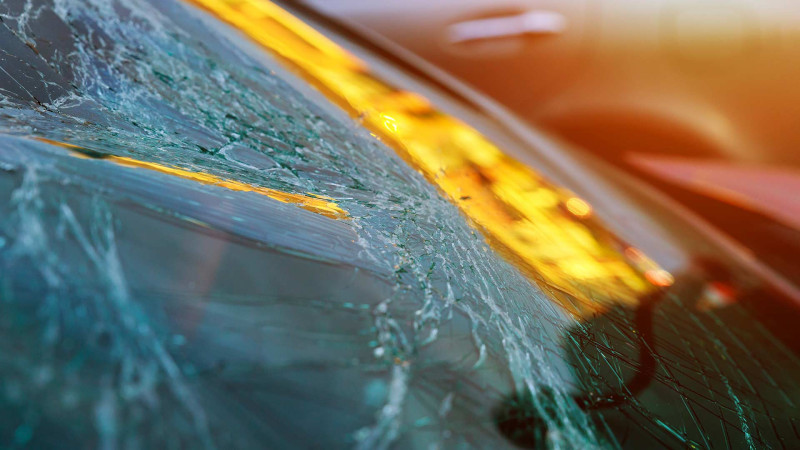 Nərimanovda gənc qız yol qəzasında xəsarət alıb