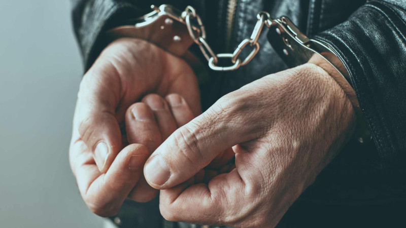 Suraxanıda qadına qarşı əxlaqsız hərəkətlər edən tutulub