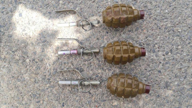 Nərimanovda döyüşə yararlı qumbara tapılıb