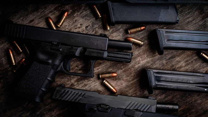 Bakıda və respublika ərazisində polisə silah-sursat təhvil verilib