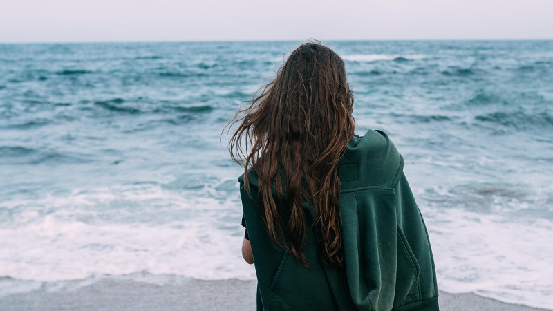 Yasamalda maşın qadını vurub