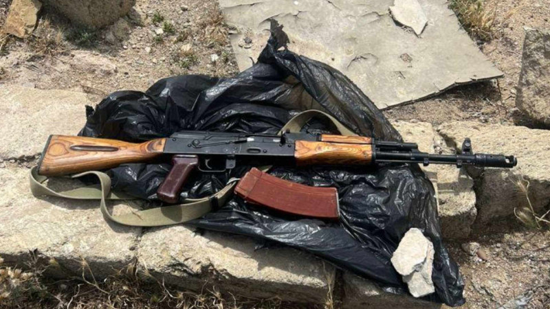 Binədə “kalaşnikov” silahı tapılıb