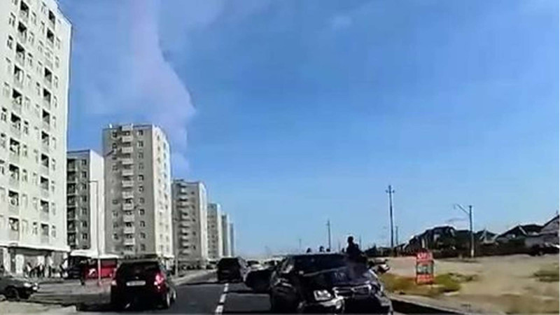 Hövsanda “Mercedes” markalı 2 avtomobil toqquşub