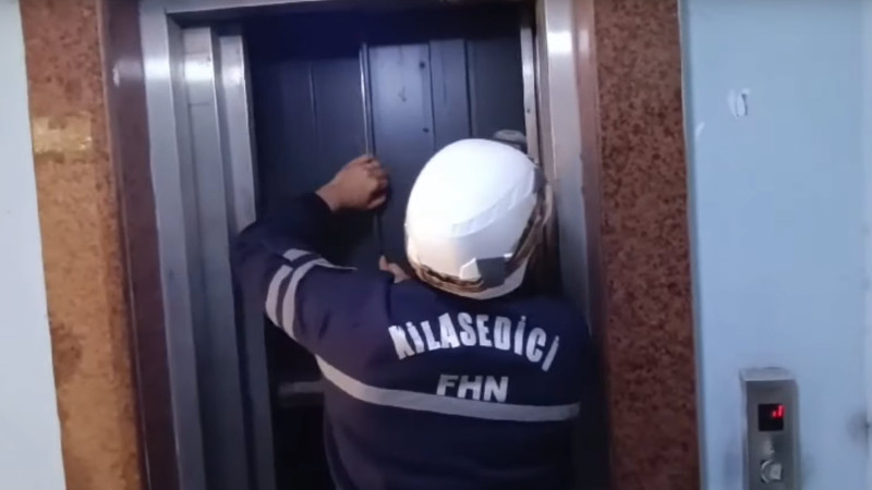 Buzovnada vətəndaş köməksiz vəziyyətdə qalıb