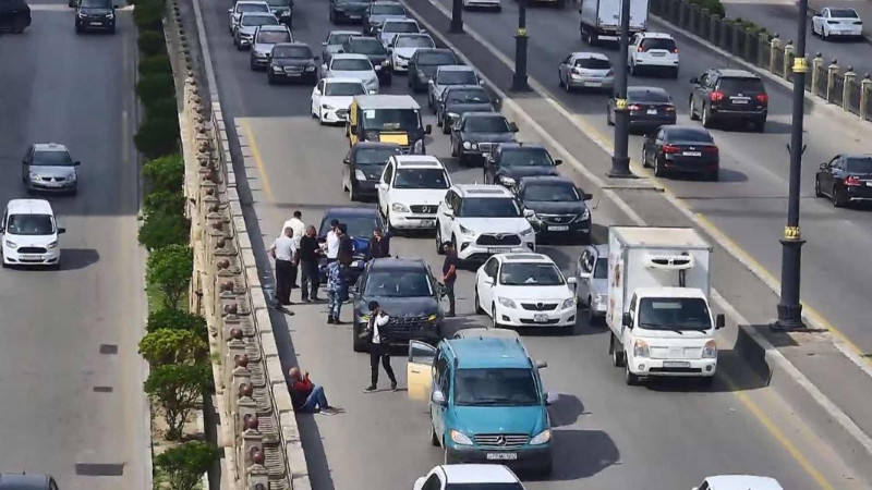 Yasamalda sıxlıq yaranıb