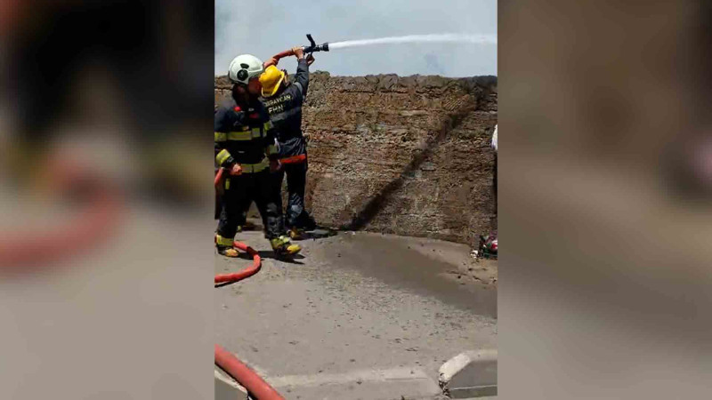 Bakıxanov qəsəbəsindəki Neft Sənaye Kollecində yanğın olub