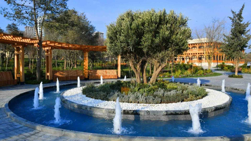 Bakıda parkların salınması davam edir