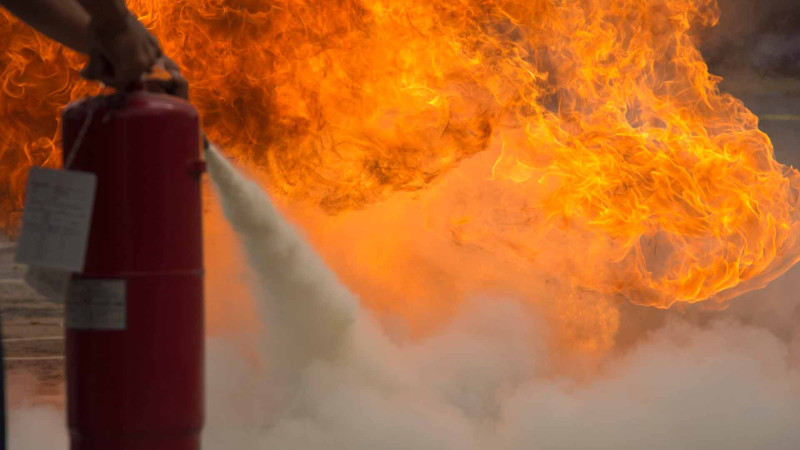 Xətaidə 140 kv.m sahəsi olan ev yanıb