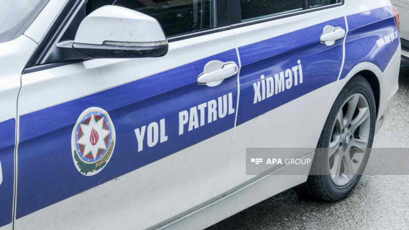 Sabunçuda avtomobil qadını vurub