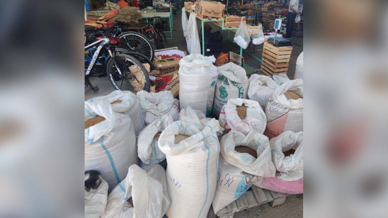 Lökbatan bazarında qayda pozuntuları aşkarlanıb