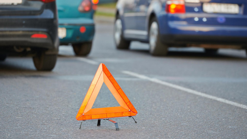 Binəqədidə qəza zamanı gənc qız xəsarət alıb