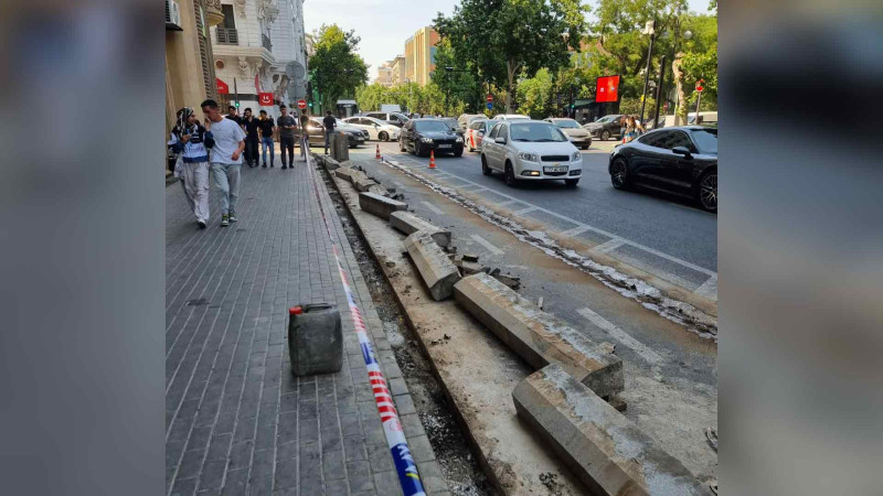 Bakıda piyada səkiləri genişləndirilir