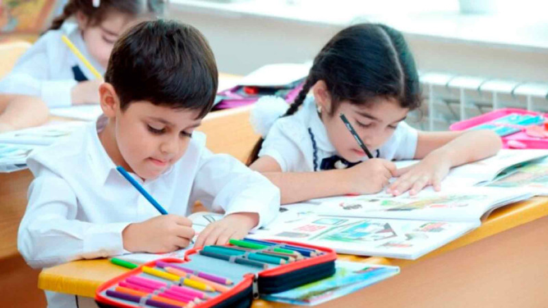 Bakıda 46 mindən çox şagird bir məktəbdən digərinə köçürülüb