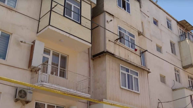 Bakıda köhnə binalardakı mənzillər kütləvi satışa çıxarılıb