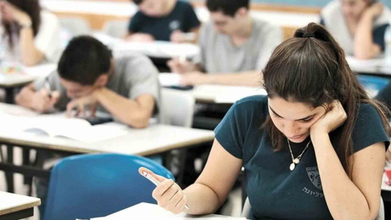 Qəbul imtahanlarının vaxtı bəlli olub